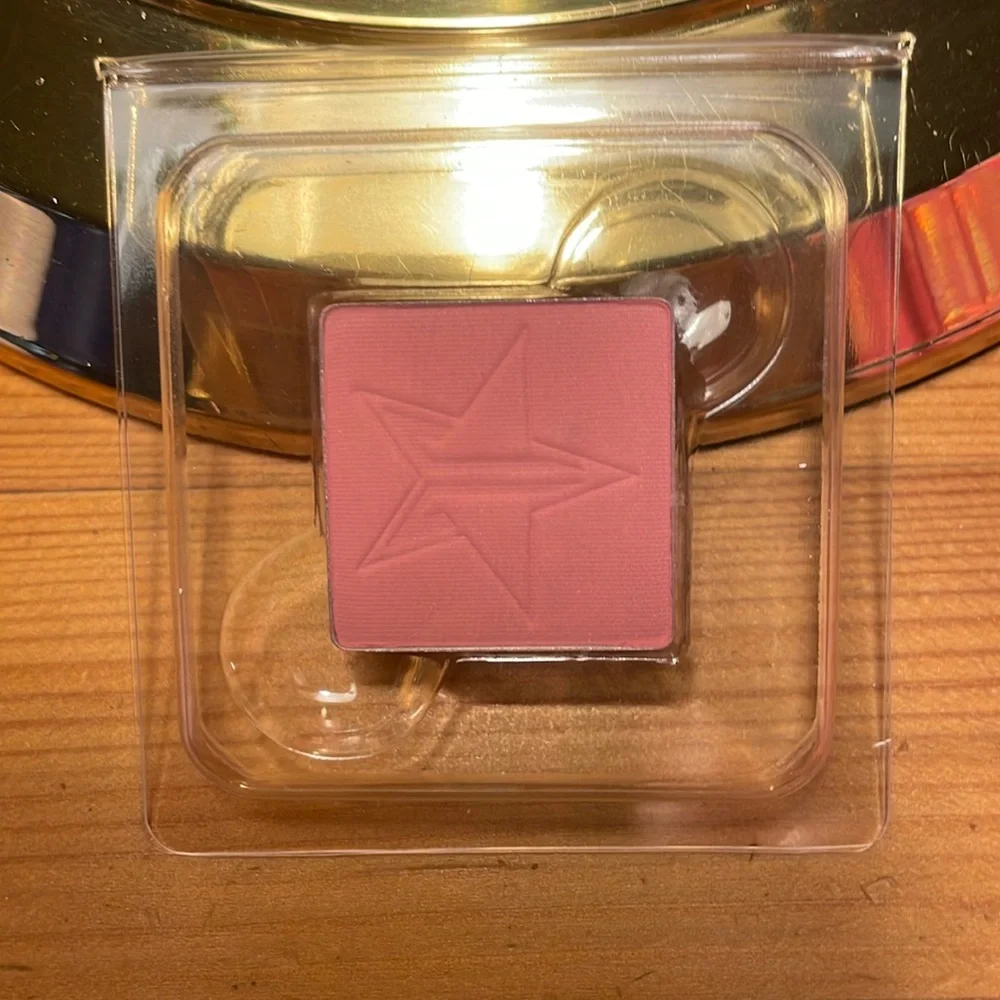 Eyeshadow Artistry Single by JEFFREE STAR in Mohawk NWT